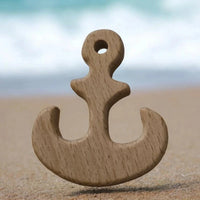 Anneau de dentition en bois naturel forme ancre de mer 7 cm pour création de hochet DIY bébé. ⚓