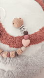 attache tétine en silicone et bois avec motif et couleur tendance 