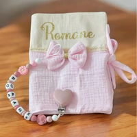 Protège carnet de santé bébé personnalisé avec attache tétine