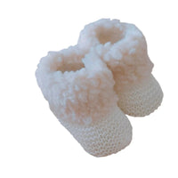 chaussons bebe en laine avec fourrure moumoute blanc 