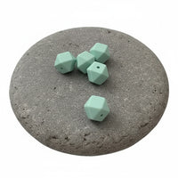 perle en silicone hexagonal 17mm de couleur menthe