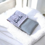 Ne perdez plus de temps à chercher votre matériel grâce à cette trousse d'infirmière ergonomique et légère. Chaque stylo infirmière trouve sa place dans ce compartiment sécurisé qui s'adapte parfaitement à toutes les poches de blouses.