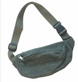 sac en banane en velours cotele de couleur kaki